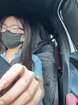 Linh 2004 online show from 09-30-25, 05:02