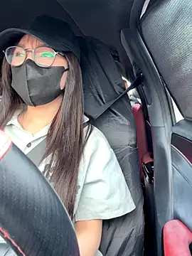 Linh 2004 online show from 09-21-25, 05:23