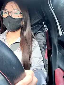 Linh 2004 online show from 10-08-25, 06:59