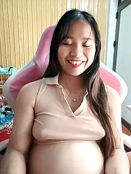 Snapshot of Na_na90 chatting on 12-14-25, 08:09 Na na90 online show from 12-14-25, 08:09