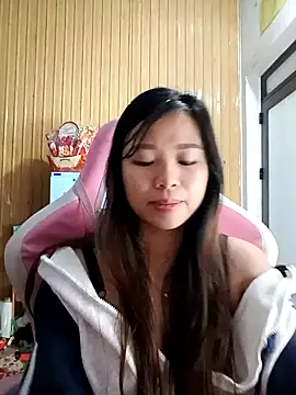 Snapshot of Na_na90 chatting on 02-09-26, 12:52 Na na90 online show from 02-09-26, 12:52