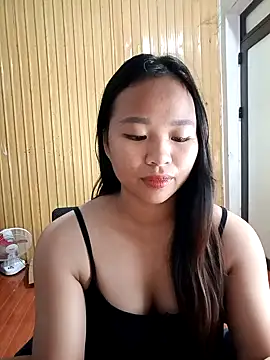 Snapshot of Na_na90 chatting on 07-03-26, 12:39 Na na90 online show from 07-03-26, 12:39
