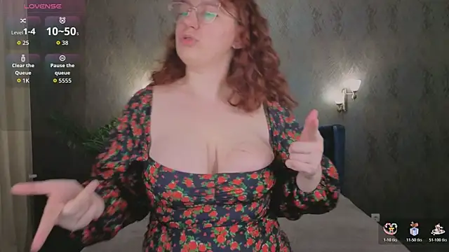 Snapshot of ellie_coy_ chatting on 07-03-26, 07:31 ellie coy online show from 07-03-26, 07:31