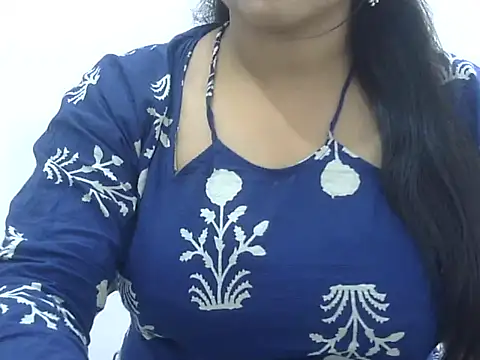 LIYO  online show from 06-03-26, 05:52