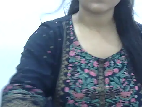 Snapshot of LIYO_ chatting on 07-04-26, 07:59 LIYO online show from 07-04-26, 07:59