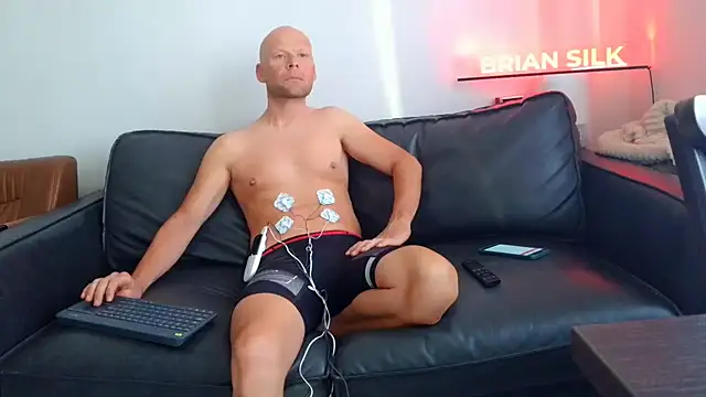 BRIANSILK77 online show from 05-29-26, 05:24