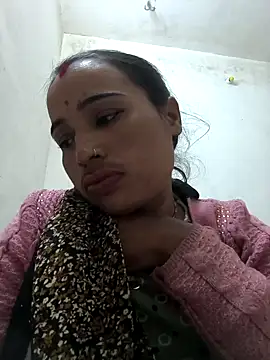 Snapshot of Hot_raaani chatting on 12-17-25, 02:55 Hot raaani online show from 12-17-25, 02:55