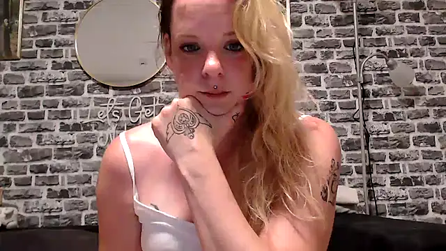 SexyMilf 37 online show from 05-26-26, 08:18