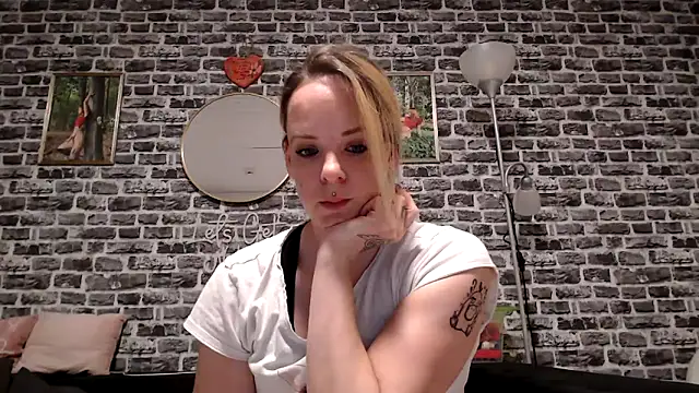 SexyMilf 37 online show from 04-23-26, 08:10
