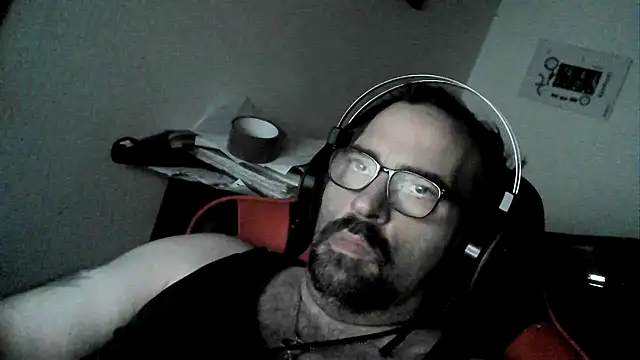 Snapshot of Big-Man-Thomas chatting on 07-19-26, 04:43 Big-Man-Thomas online show from 07-19-26, 04:43