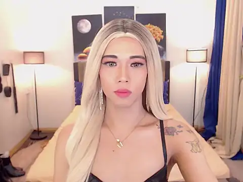 PreciousAmore online show from 11-10-25, 09:25