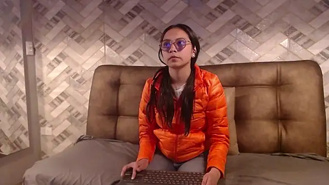 katalina07 1 online show from 01-14-26, 04:43