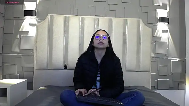 Snapshot of katalina07_1 chatting on 04-18-26, 02:52 katalina07 1 online show from 04-18-26, 02:52