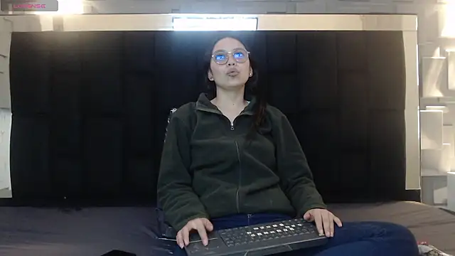 katalina07 1 online show from 02-02-26, 07:46