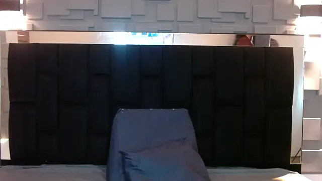 katalina07 1 online show from 10-07-25, 02:51