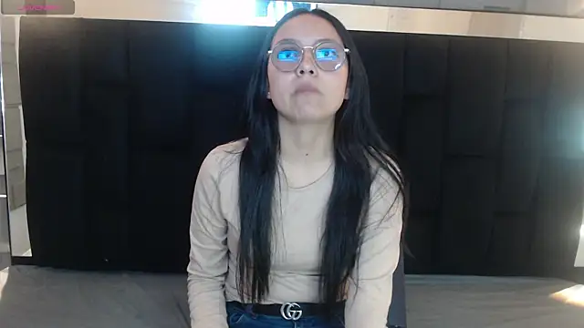 katalina07 1 online show from 12-19-25, 03:25