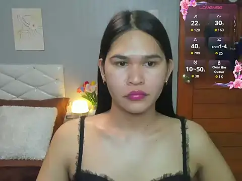 Snapshot of AlianaBlair chatting on 10-09-25, 01:44 AlianaBlair online show from 10-09-25, 01:44
