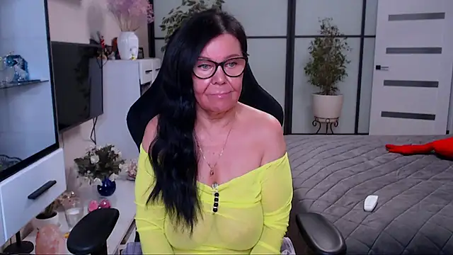Anna Blare online show from 05-14-26, 07:33