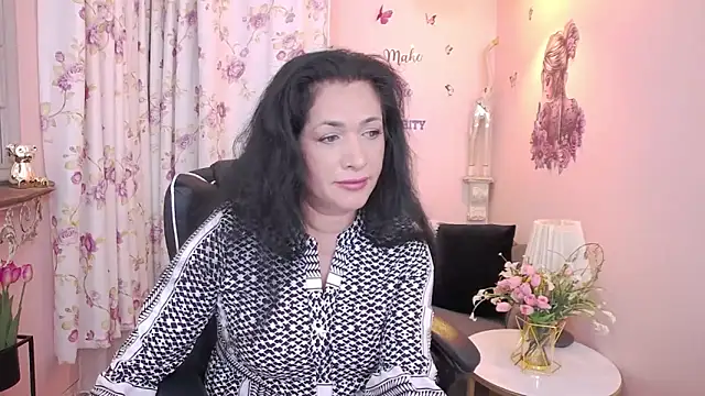 MyLovOne online show from 06-19-26, 11:38