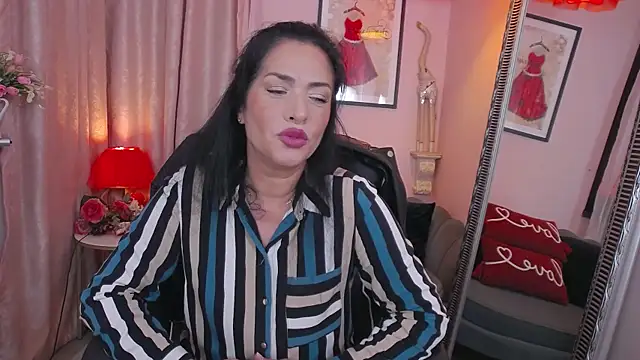 MyLovOne online show from 10-12-25, 10:16