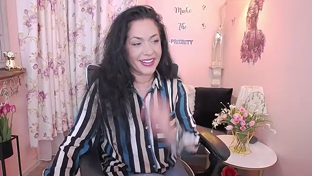 MyLovOne online show from 06-01-26, 10:59