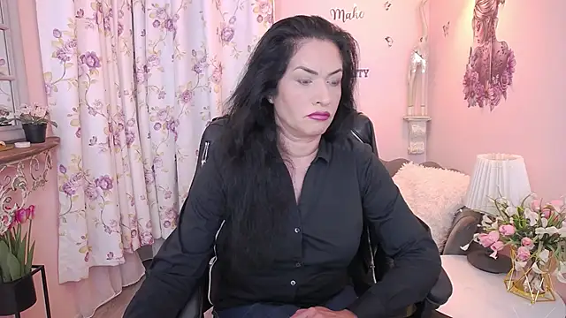 MyLovOne online show from 12-19-25, 12:40