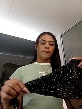 keytinthomson  online show from 03-21-26, 05:28