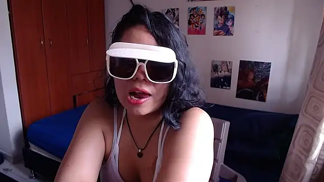 saenz eymi online show from 09-18-25, 07:06