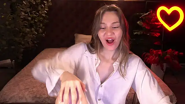 DiamondGoldie online show from 06-12-26, 07:11