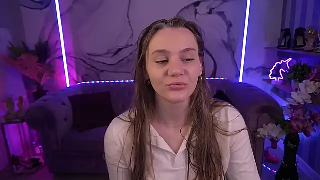 DiamondGoldie online show from 09-24-25, 06:53