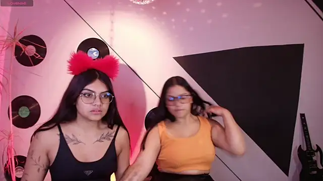 Lilith and Khloe online show from 09-24-25, 11:28