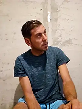 Alex-andru88 online show from 10-28-25, 05:18