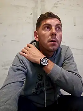 Alex-andru88 online show from 10-12-25, 02:07