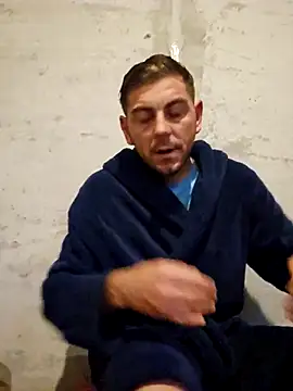 Alex-andru88 online show from 11-13-25, 03:54