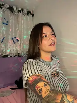 Linda Bellucci online show from 02-11-26, 04:34