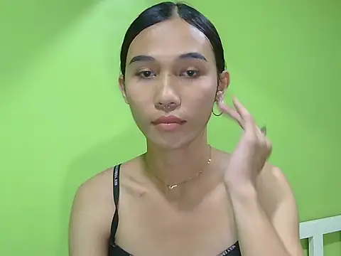 Urfucking khloe1 online show from 01-16-26, 12:25