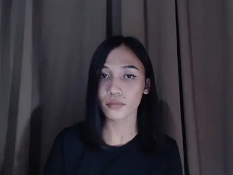 Urfucking khloe1 online show from 02-13-26, 12:27