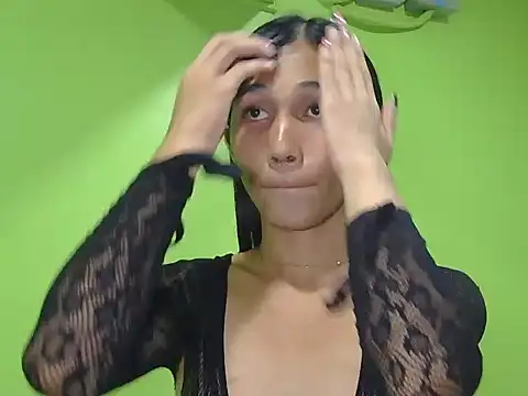 Urfucking khloe1 online show from 01-08-26, 05:52