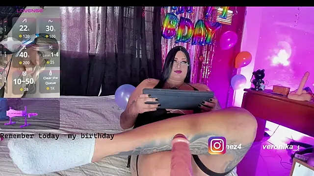 Sweetveronik 44 online show from 06-06-26, 04:56