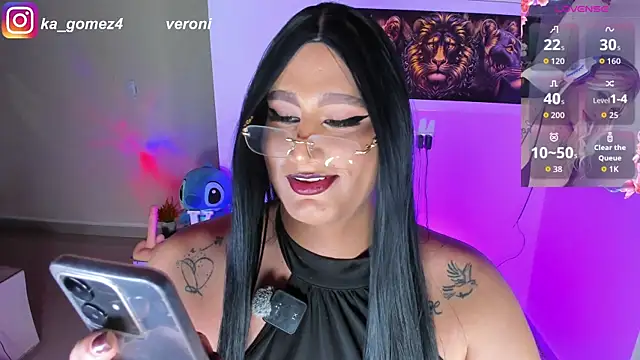 Sweetveronik 44 online show from 04-11-26, 07:45