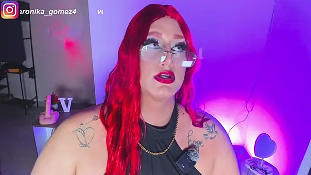 Sweetveronik 44 online show from 03-25-26, 07:19