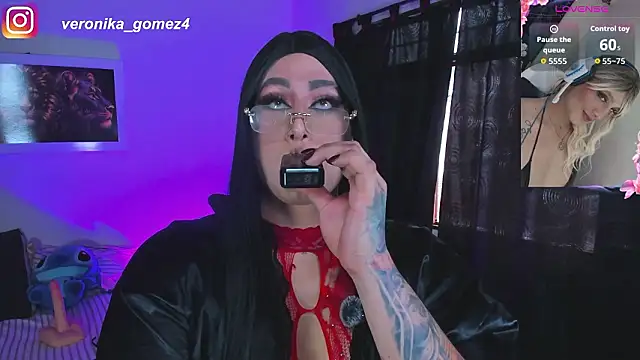 Sweetveronik 44 online show from 03-12-26, 06:12