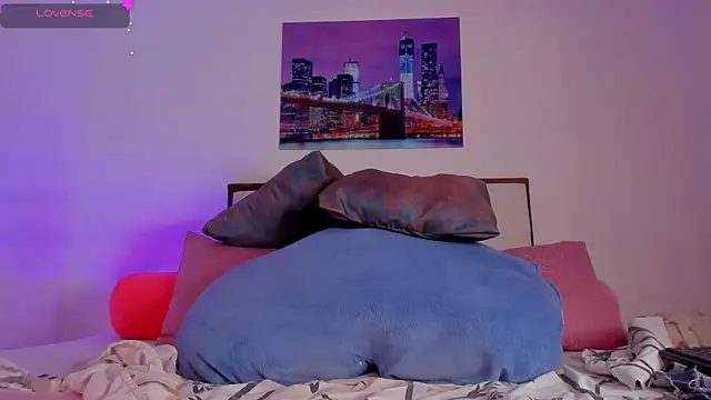 eva rain  online show from 04-10-26, 10:39