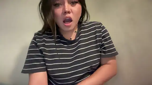 Snapshot of _seductive_jane chatting on 12-01-25, 04:35 seductive jane online show from 12-01-25, 04:35