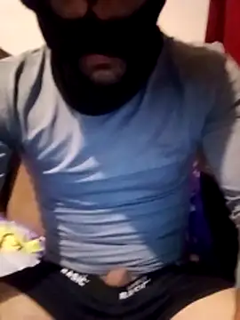 Golonzo1996 online show from 11-27-25, 08:31