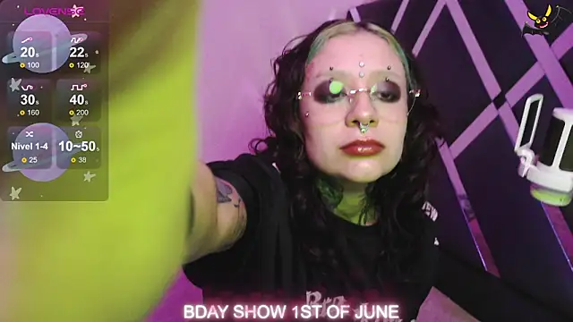 vainilla doll online show from 05-23-26, 01:37