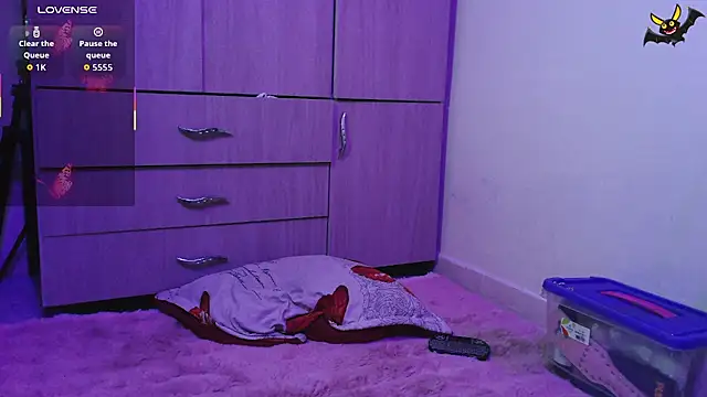 vainilla doll online show from 04-11-26, 01:35