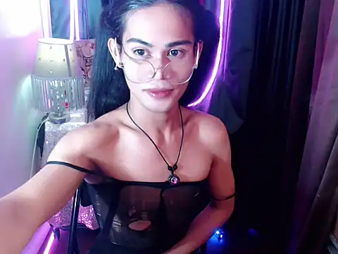 bellalot online show from 10-12-25, 12:01