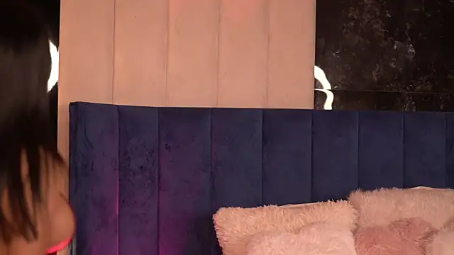KimNatty online show from 10-17-25, 03:14
