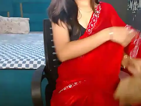 Urlove lily online show from 05-19-26, 03:41